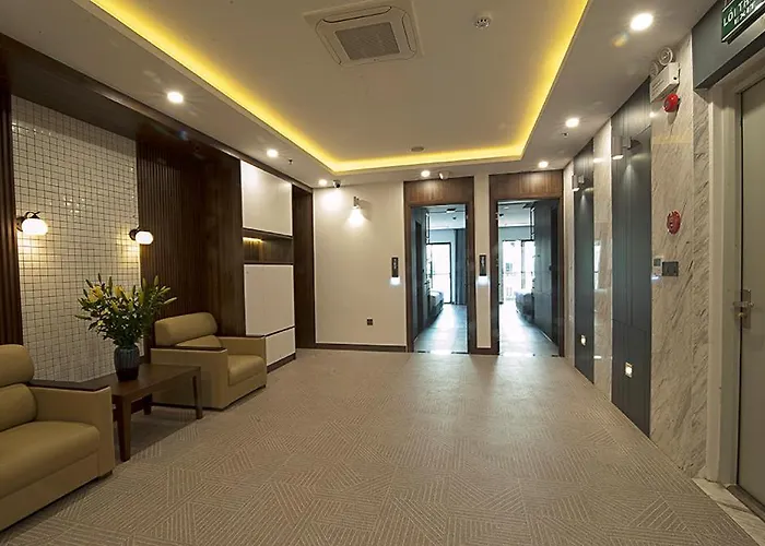 Elite Hotel 2*