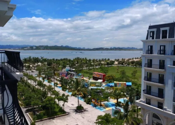 Elite 2* Hạ Long
